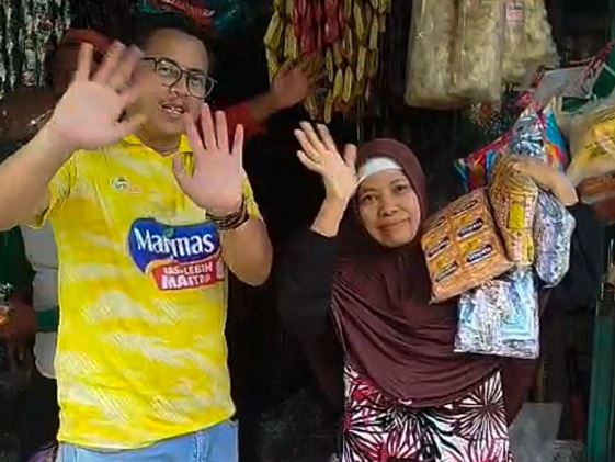Tim Marifood di Pasar Mintreng Demak Saat Banjir